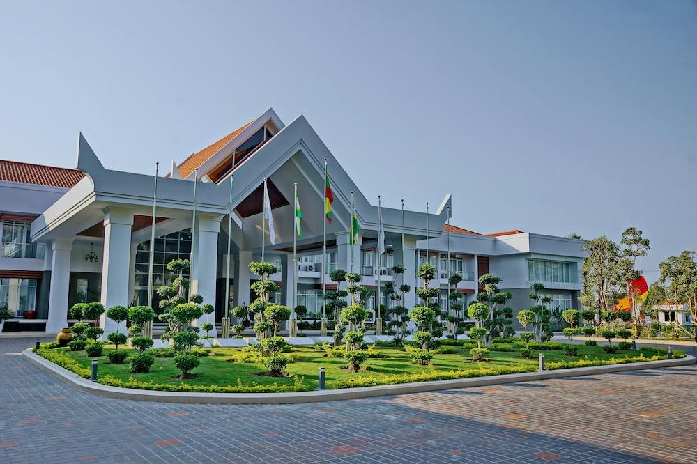 The Regency Hotel Bagan Exterior foto